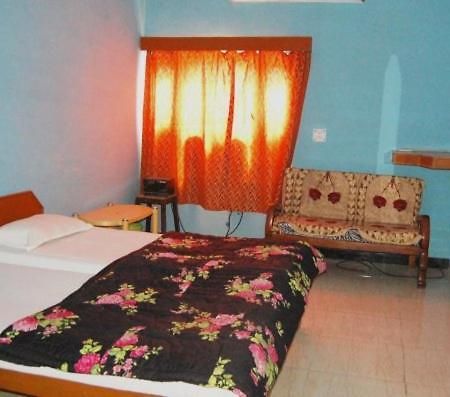 Hotel Yogi Lodge Khajurāho Esterno foto
