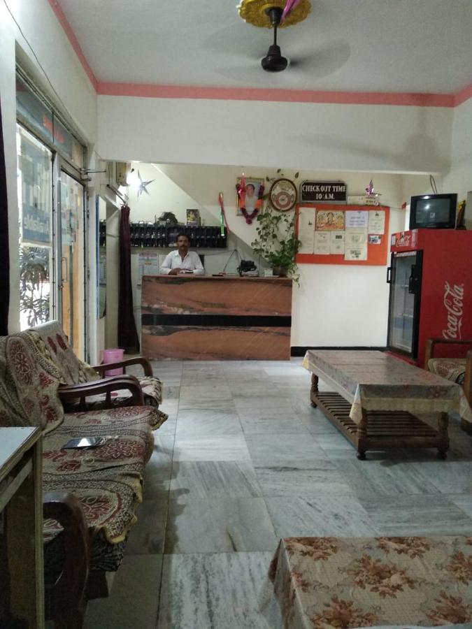 Hotel Yogi Lodge Khajurāho Esterno foto